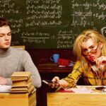 Końcowy test egzaminacyjny dla studentów studiujących do egzaminu w klasie Uczniowie szkół średnich studiujący i czytający razem w koncepcjach edukacji w klasie